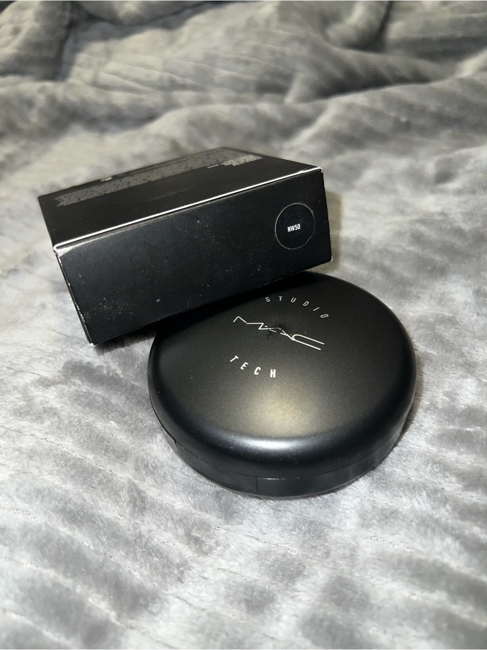 Mac cosmetics - Picture 2 of 2